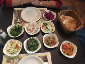 בלוג האוכל וביקורת המסעדות המוביל בחיפה והאזור מבקר במסעדת שרימפס האוס - סלטים